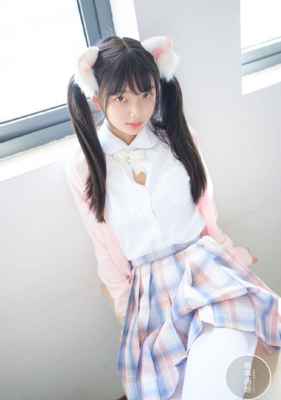 《交换:完美的邻居》在线观看